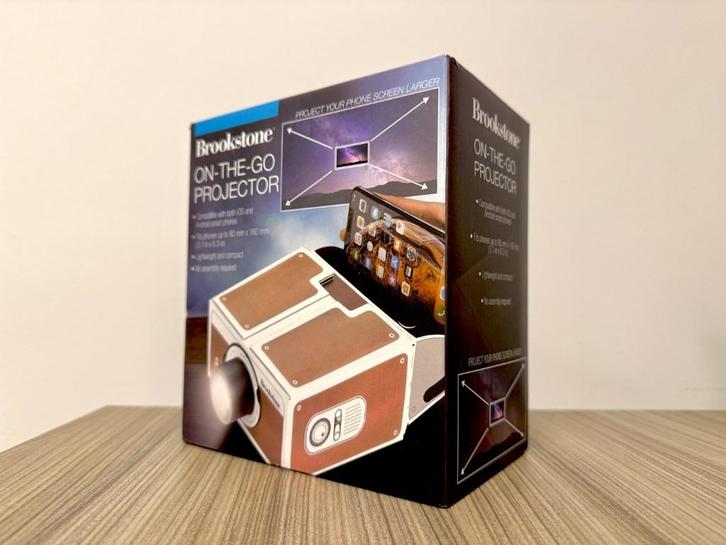 Brookstone On-The-Go Projector (Nieuw), Audio, Tv en Foto, Beamers, Nieuw, Overige technologieën, Ophalen of Verzenden