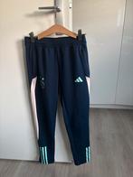 Adidas Ajax Trainingsset broek en shirt Maat 152, Ophalen, Zo goed als nieuw, Jongen of Meisje, Broek