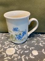 Beker, mok, Biltons Petunia (080424), Huis en Inrichting, Keuken | Servies, Ophalen of Verzenden, Zo goed als nieuw, Overige stijlen