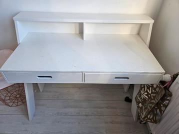 2x Kinderbureau wit met 2 lades. beschikbaar voor biedingen