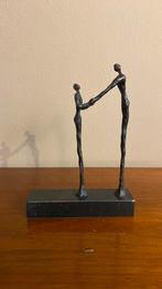 Corry Ammerlaan sculptuur volwassen en kind, Antiek en Kunst, Antiek | Koper en Brons, Verzenden