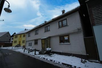 Goed onderhouden vrijstaand huis (EFH) in rustige woonwijk beschikbaar voor biedingen
