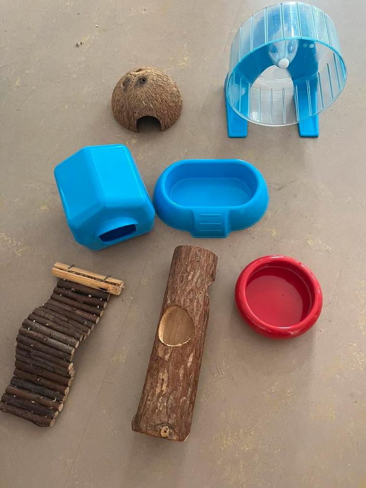 Hamsterkooi met inhoud, Dieren en Toebehoren, Knaagdieren en Konijnen | Hokken en Kooien, Zo goed als nieuw, Kooi, Minder dan 60 cm