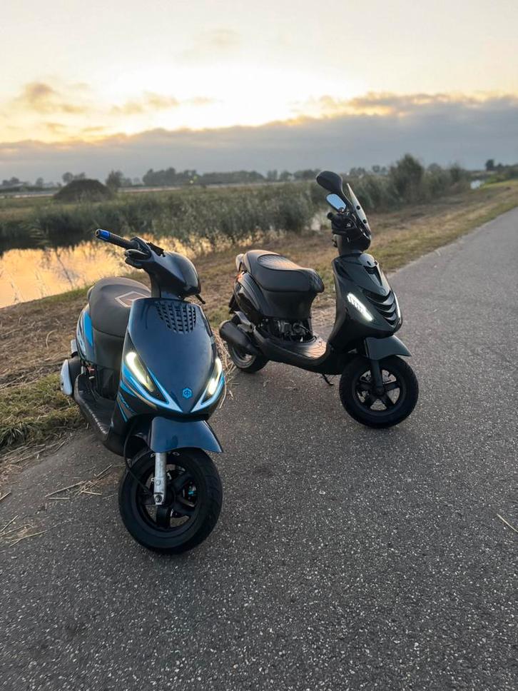 Zip 70cc brom fris, Fietsen en Brommers, Scooters | Piaggio, Zo goed als nieuw, Zip, Maximaal 45 km/u, Tweetakt, Ophalen of Verzenden