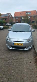 Mitsubishi Space Star 1.0 MPI 52KW 2015 Grijs, Voorwielaandrijving, USB, Zwart, Origineel Nederlands