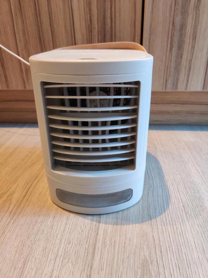 Nor-Tec RGB Koeler met Luchtbevochtiger, Witgoed en Apparatuur, Airco's, Zo goed als nieuw, Tafel- of Grondventilator, Minder dan 60 m³