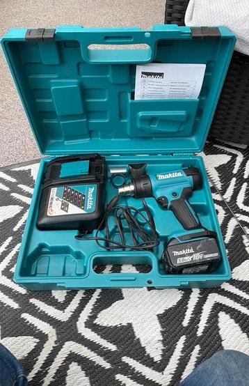 Makita DHG181ZJ Accu Heteluchtpistool 18V beschikbaar voor biedingen