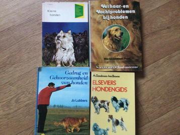 Boeken over honden en meer beschikbaar voor biedingen