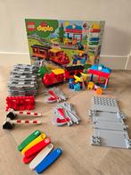 Lego duplo stoomtrein 10874 + treinrails 10882, Ophalen of Verzenden, Zo goed als nieuw, Complete set, Duplo
