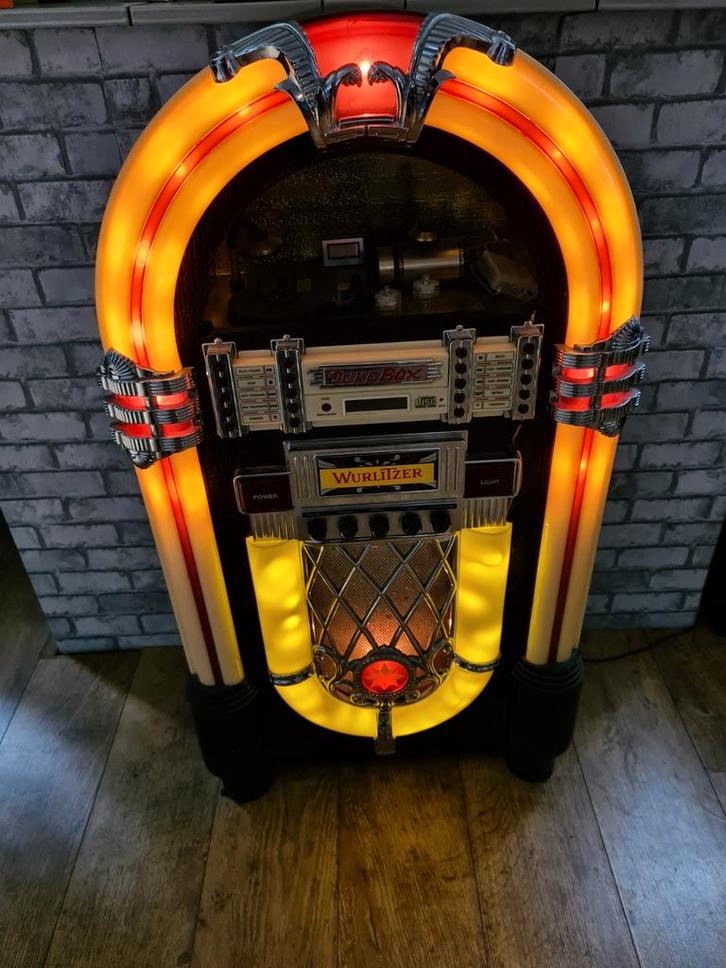Wurlitzer Jukebox  Omt 1015, radio,cd speler., Verzamelen, Automaten | Jukeboxen, Gebruikt, Wurlitzer, 1970 tot heden, Ophalen