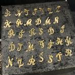 14 karaat gouden letter hangers kettinghanger, Ophalen of Verzenden, Zo goed als nieuw, Goud