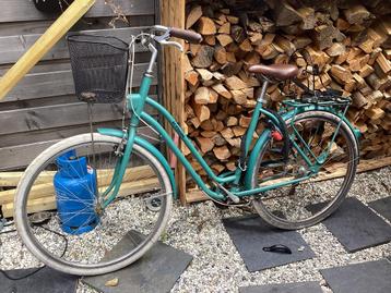 Goede dames fiets beschikbaar voor biedingen