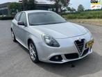 Alfa Romeo Giulietta 1.6 JTDm Exclusive, 5drs, Pdc, Navi, Cl, Voorwielaandrijving, Euro 5, Stof, Gebruikt