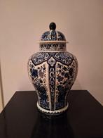 Boch Delfts blauwe dekselvaas, Antiek en Kunst, Antiek | Vazen, Ophalen of Verzenden