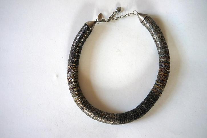 vintage metalen halsketting, in “visschubben” stijl manouk., Sieraden, Tassen en Uiterlijk, Kettingen, Zo goed als nieuw, Overige materialen