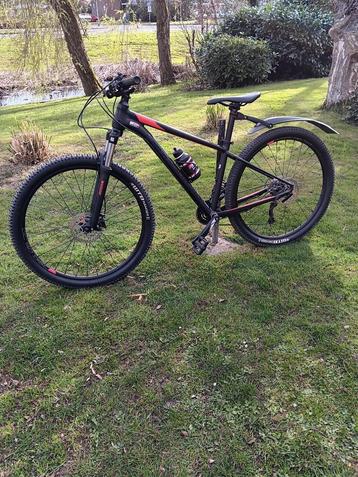 Cannondale  Trail 6 mountainbike, 1 van 2 beschikbaar voor biedingen