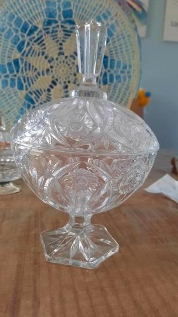 Bonbonschaal bleikristal beschikbaar voor biedingen
