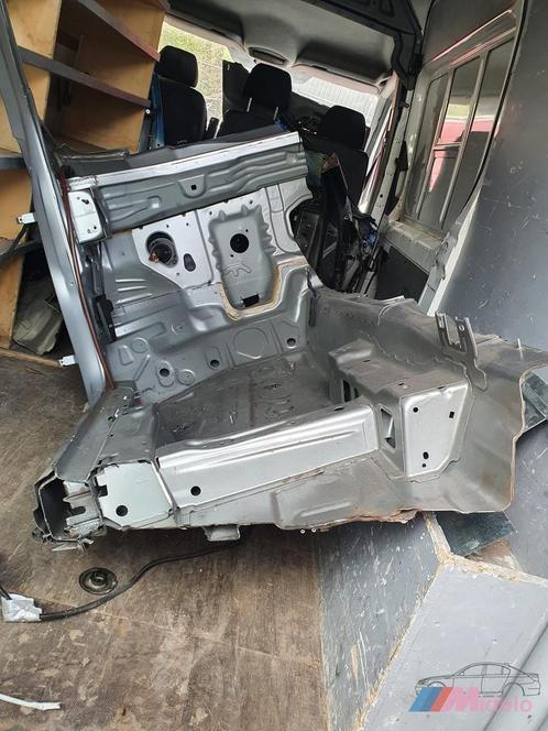 linker chass gedeelte van vw tiguan bj23, Auto-onderdelen, Carrosserie en Plaatwerk, Volkswagen, Gebruikt, Herkomst onderdeel bekend