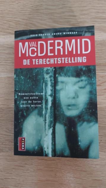 "De Terechtstelling" van Val McDermid. Spannende triller/rom beschikbaar voor biedingen