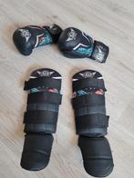 Joya kickbox handschoenen en scheenbeschermers, Sport en Fitness, Vechtsporten en Zelfverdediging, Ophalen of Verzenden, Zo goed als nieuw
