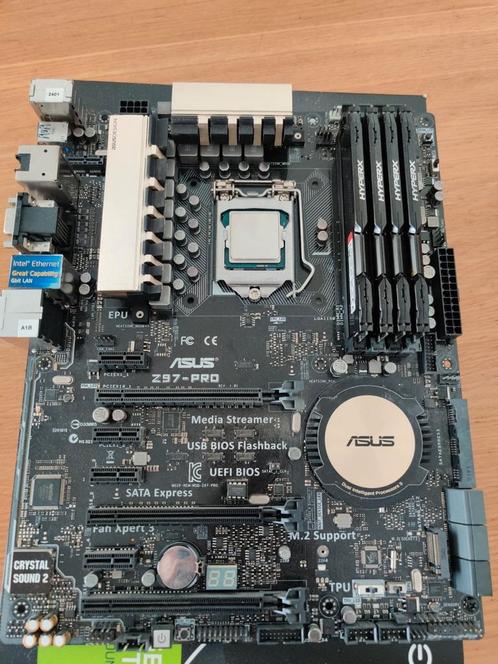 Asus Z97-PRO + i7 4790k + 32GB Kingston Hyperx (4x 8GB), Computers en Software, Moederborden, Gebruikt, Intel, DDR3, Ophalen of Verzenden