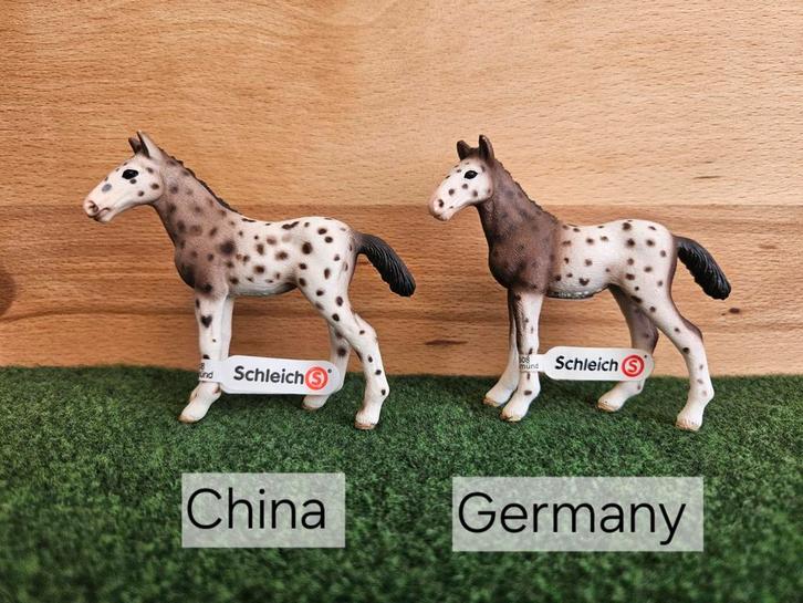 Schleich 13760 Knabstrupper veulen met vaantje uit 2014, Verzamelen, Dierenverzamelingen, Zo goed als nieuw, Beeldje of Figuurtje