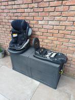 Goede zwarte auto kinderstoel te koop, Autogordel, 0 t/m 18 kg, Verstelbare rugleuning, Zo goed als nieuw