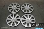 Set 15 inch wieldoppen Audi A1 GB 82A601147, Gebruikt, Band(en)