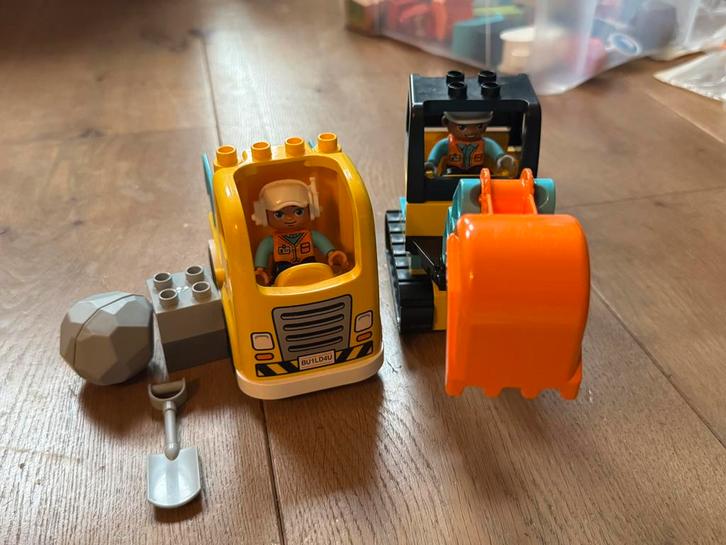 Lego truck en graafmachine 10931, Hobby en Vrije tijd, Modelbouw | Radiografisch | Auto's, Gebruikt, Auto offroad, Overige schalen