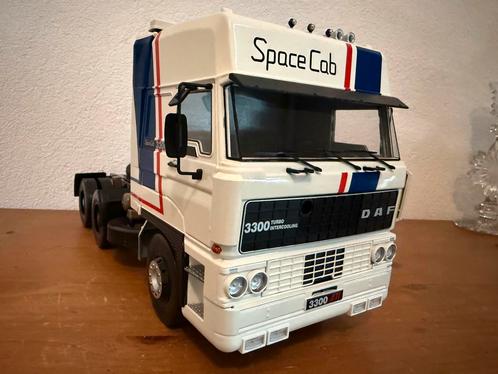 DAF 3300 SPACE CAB 1: 18, Hobby en Vrije tijd, Modelauto's | 1:18, Nieuw, Auto, Overige merken, Ophalen of Verzenden