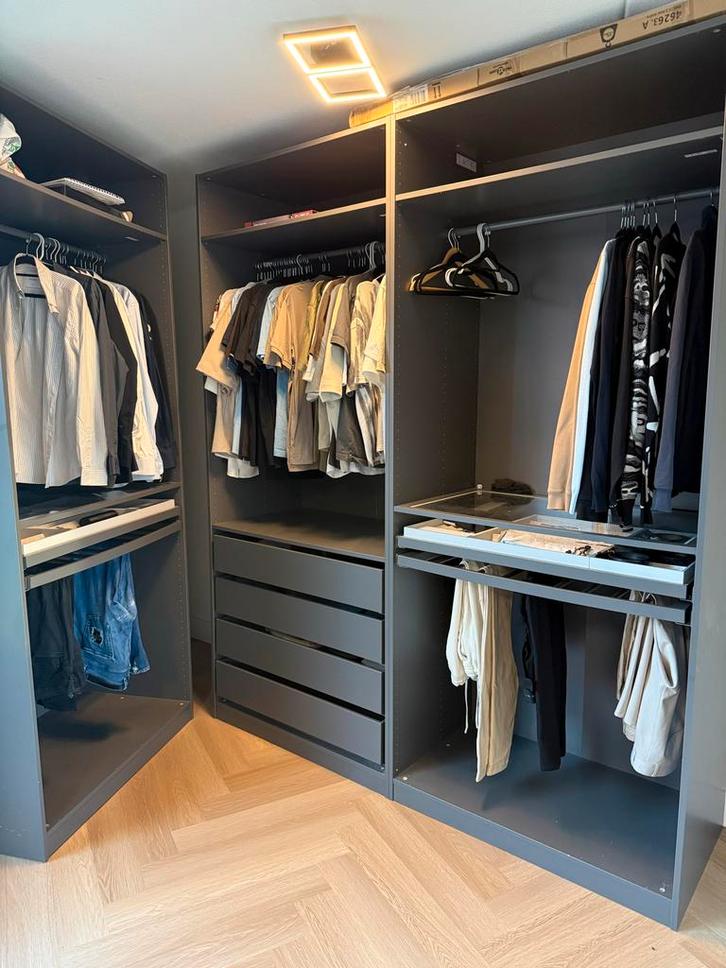 Donkergrijze IKEA PAX Kast totaal 2,5 meter breed en 236cm H, Huis en Inrichting, Kasten | Kledingkasten, Zo goed als nieuw, 200 cm of meer