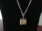 Vintage ketting met zilveren hanger dobbelsteen., Ophalen of Verzenden, Zo goed als nieuw, Zilver, Overige voorstellingen