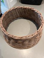 Mooie kerstboom mand van riet, Ophalen, Mand, Rond, Zo goed als nieuw