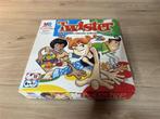 Twister - het spel waar iedereen onderste boven van is - s32, Hobby en Vrije tijd, Gezelschapsspellen | Bordspellen, Ophalen of Verzenden