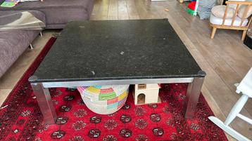Salontafel wit mamer and metal 100x100x38 beschikbaar voor biedingen
