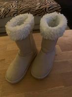 Laarsjes, Kleding | Dames, Schoenen, Ophalen of Verzenden, Zo goed als nieuw, Beige