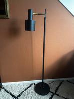 Zwarte staande lamp, Ophalen, Zo goed als nieuw, Metaal, 100 tot 150 cm