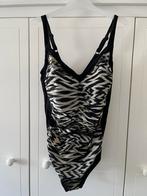 Dames corrigerend badpak zonder beugels Sunflair mt 48 / D, Zwart, Badpak, Ophalen of Verzenden, Zo goed als nieuw
