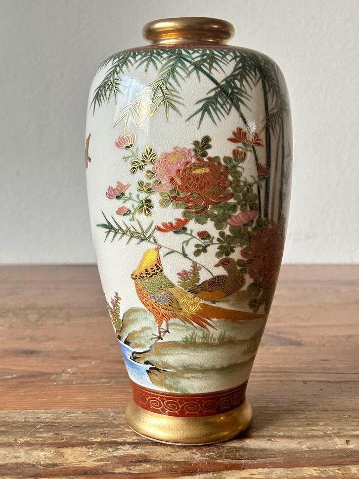 Vaas - Japan - Porselein - Vergulden decor, Antiek en Kunst, Antiek | Porselein, Ophalen of Verzenden