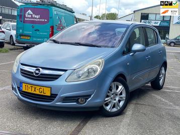 Opel Corsa 1.4-16V Cosmo/ sport pakket/ nap/ dealeronderhoud beschikbaar voor biedingen