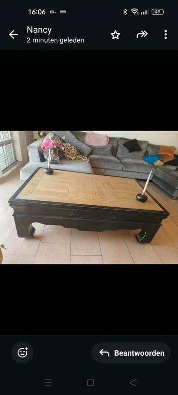 Dressoir en salon tafel beschikbaar voor biedingen