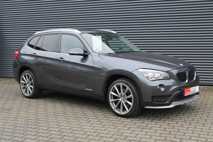 Bmw X1 S-Drive 2.0i Executive Uitv. NAVIGATIE, Auto's, BMW, X1, ABS, Bluetooth, Boordcomputer, Centrale vergrendeling, Climate control