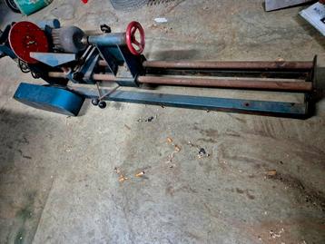 Hout draaibank opknapper  beschikbaar voor biedingen