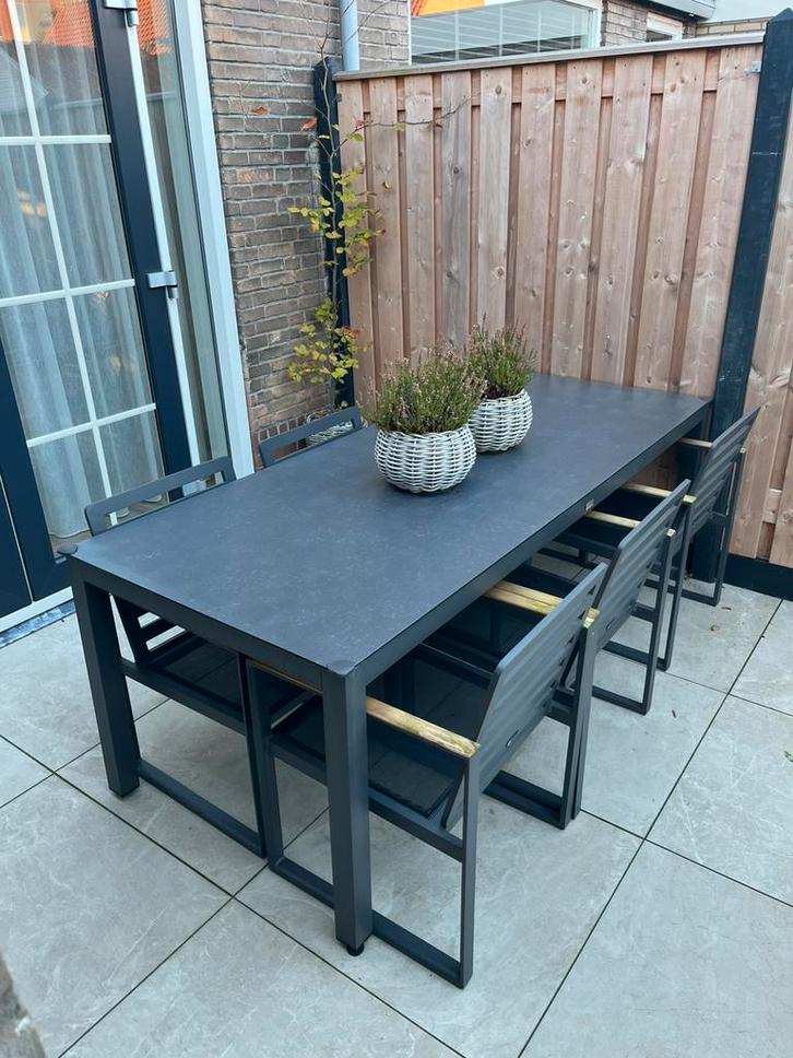 Tuinset met stoelen en kussens, Tuin en Terras, Tuinsets en Loungesets, Zo goed als nieuw, Tuinset, Teakhout, 6 zitplaatsen, Eettafel