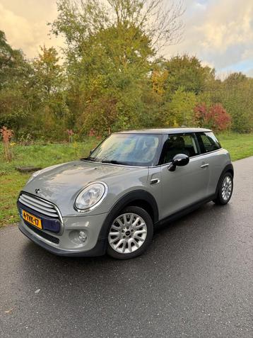 MINI Cooper 1.5 Benzine (bj 2014) beschikbaar voor biedingen