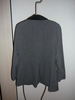 Grijs amici jasje met zwarte kraag maat 38, Kleding | Dames, Ophalen, Zo goed als nieuw, Maat 38/40 (M), Grijs