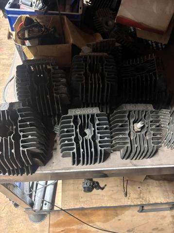 Tomos snor koppen te koop beschikbaar voor biedingen