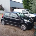 Peugeot 107 1.0 12V 5DR 2011 Zwart, Voorwielaandrijving, Stof, Zwart, 4 stoelen