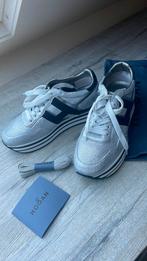 Hogan sneakers origineel, Kleding | Dames, Schoenen, Ophalen of Verzenden, Nieuw, Sneakers of Gympen