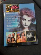 25 Jaar Pop Muziek Boek, Ophalen of Verzenden, Gelezen, Algemeen, Diverse